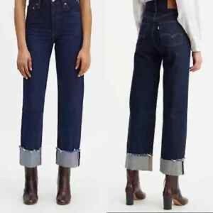 Size 29 Levis ribcage straight jeans (raw hem)